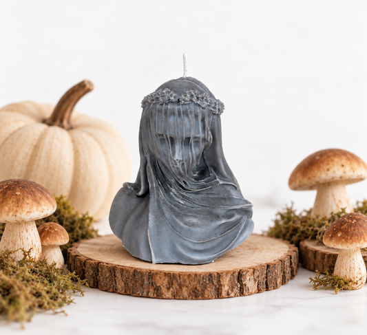 Lady Of Minuit